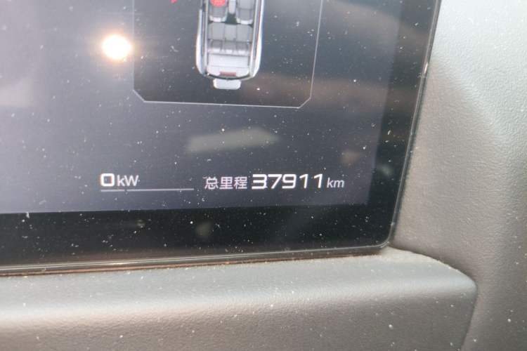 Used Formula Leopard Titanium 3 2025 501 km All-Wheel Drive Intelligent Driving Max Edition Odometer Close Up
