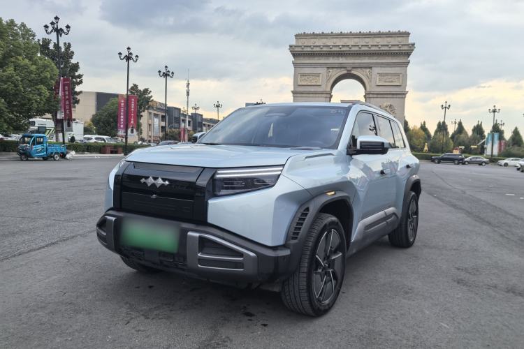 Formula Leopard Titanium 3 2025 501KM All-Wheel Drive Intelligent Driving Ultra Version