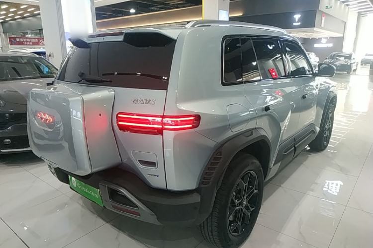 Used Formula Leopard Titanium 3 2025 501 km Range Rear-Wheel Drive Intelligent Driving Max Edition Rear Right 45 Deg