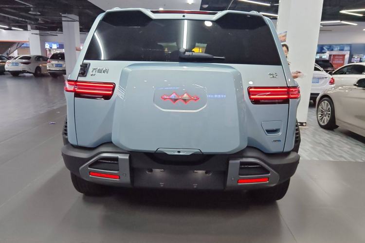 Used Formula Leopard Titanium 3 2025 501 km Range Rear-Wheel Drive Intelligent Driving Max Edition Rear