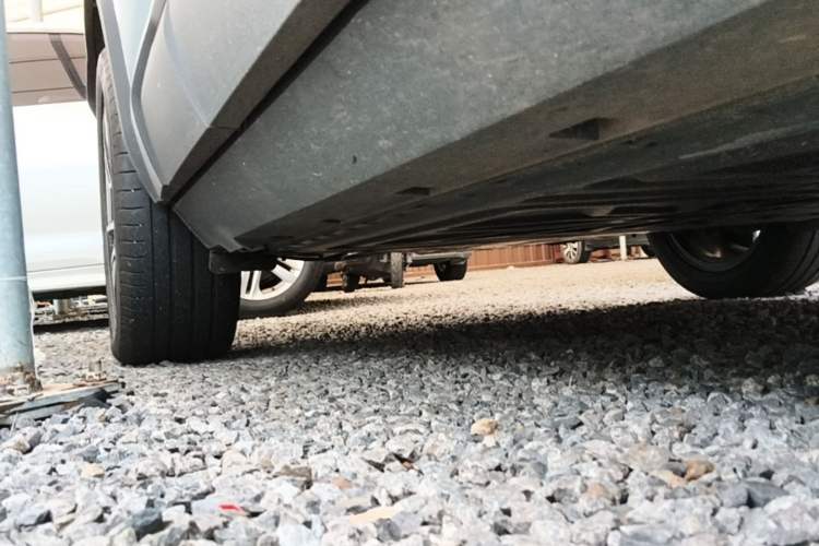 Used Formula Leopard Titanium 3 2025 501KM All-Wheel Drive Intelligent Driving Ultra Version Right Side Sill