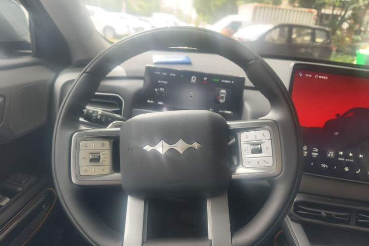 Used Formula Leopard Titanium 3 2025 501 km Range Rear-Wheel Drive Intelligent Driving Max Edition Steering Wheel