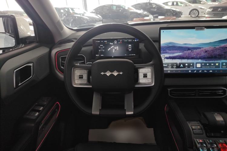 Used Formula Leopard Titanium 3 2025 501 km Range Rear-Wheel Drive Intelligent Driving Max Edition Steering Wheel