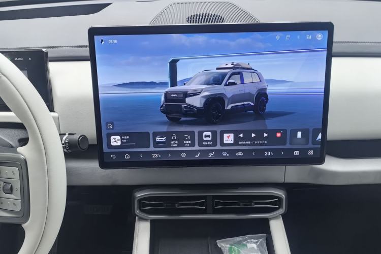 Used Formula Leopard Titanium 3 2025 501 km Four-Wheel Drive Drone Edition Audio And AC Panel