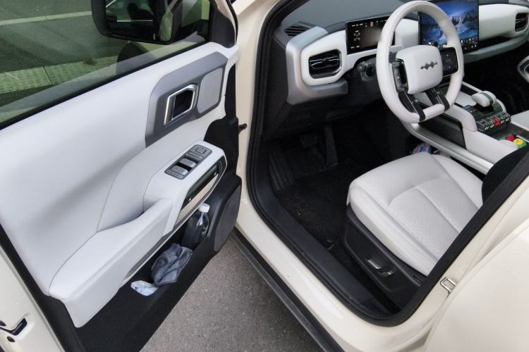 Used Formula Leopard Titanium 3 2025 501 km All-Wheel Drive Intelligent Driving Max Edition Driver Seat