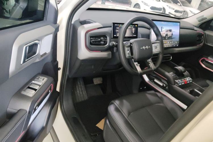 Used Formula Leopard Titanium 3 2025 501KM All-Wheel Drive Intelligent Driving Ultra Version Driver Seat