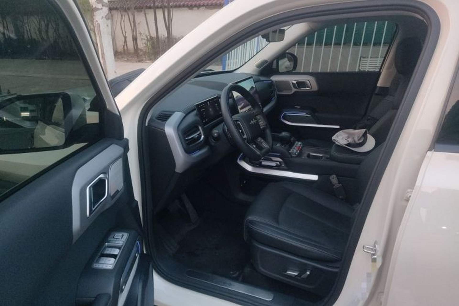 Used Formula Leopard Titanium 3 2025 501KM All-Wheel Drive Intelligent Driving Ultra Version Driver Seat