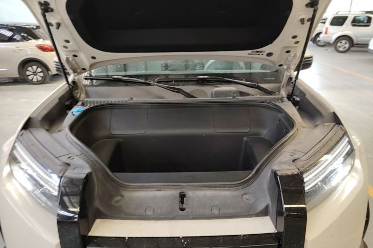 Used Formula Leopard Titanium 3 2025 501 km All-Wheel Drive Intelligent Driving Max Edition Engine Bay
