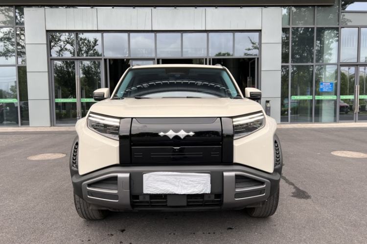 Used Formula Leopard Titanium 3 2025 501 km Range Rear-Wheel Drive Intelligent Driving Pro Version Exterior 1