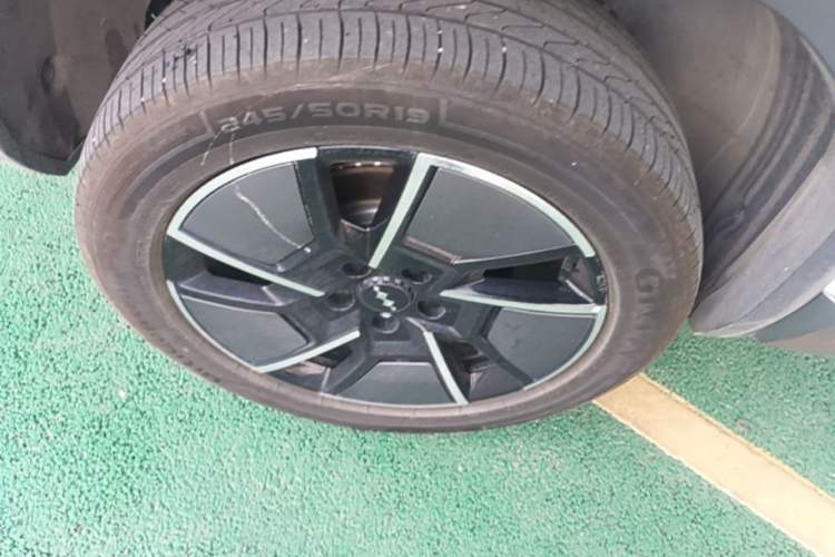 Used Formula Leopard Titanium 3 2025 501KM All-Wheel Drive Intelligent Driving Ultra Version Exterior 5