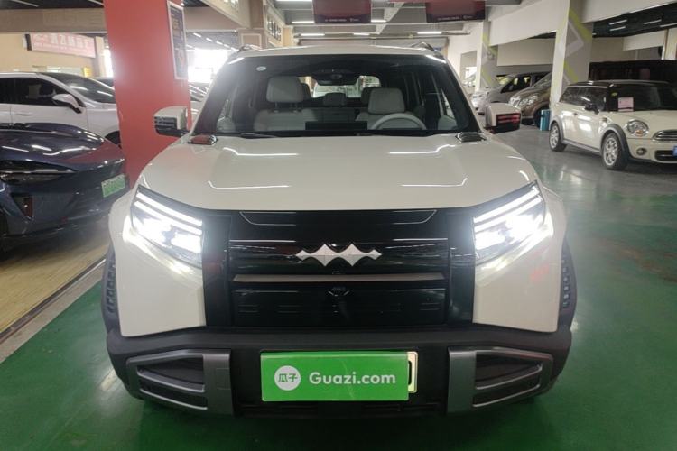 Used Formula Leopard Titanium 3 2025 501KM All-Wheel Drive Intelligent Driving Ultra Version Front