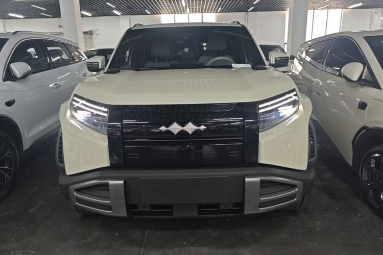 Used Formula Leopard Titanium 3 2025 501 km All-Wheel Drive Intelligent Driving Max Edition Front