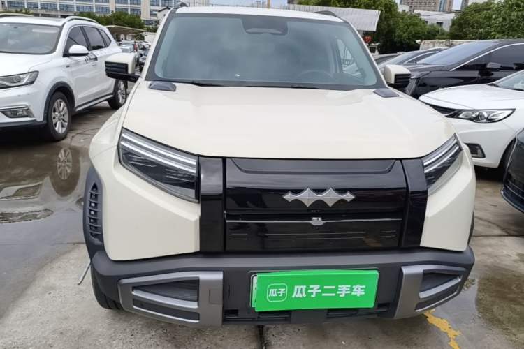 Used Formula Leopard Titanium 3 2025 501KM All-Wheel Drive Intelligent Driving Ultra Version Front