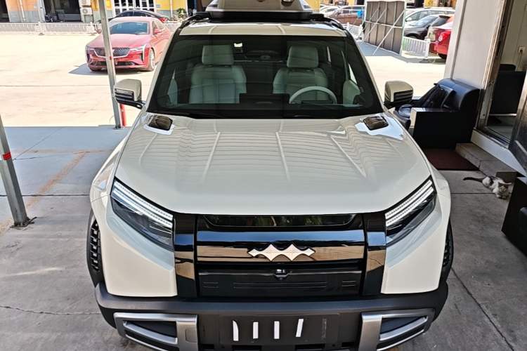 Used Formula Leopard Titanium 3 2025 501 km Four-Wheel Drive Drone Edition Front