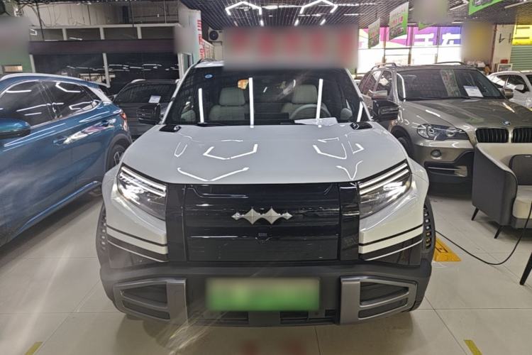 Used Formula Leopard Titanium 3 2025 501KM All-Wheel Drive Intelligent Driving Ultra Version Front