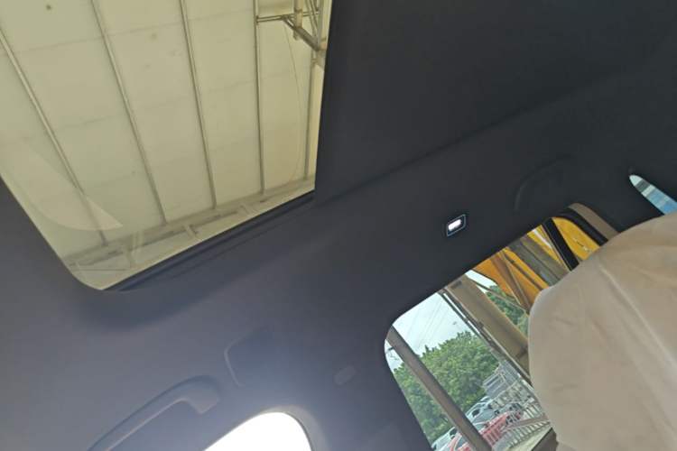 Used Formula Leopard Titanium 3 2025 501KM All-Wheel Drive Intelligent Driving Ultra Version Headliner