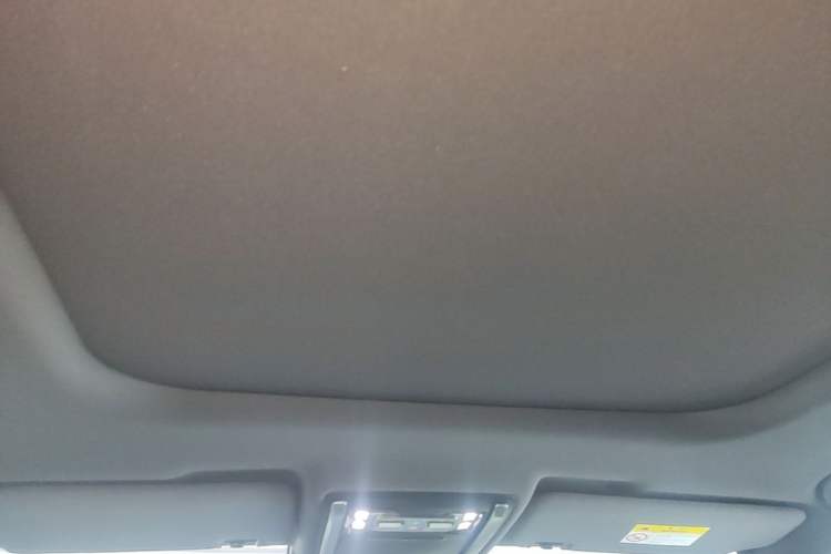 Used Formula Leopard Titanium 3 2025 501KM All-Wheel Drive Intelligent Driving Ultra Version Headliner