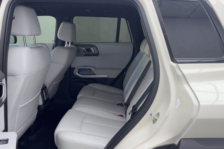 Used Formula Leopard Titanium 3 2025 501 km All-Wheel Drive Intelligent Driving Max Edition Interior 3