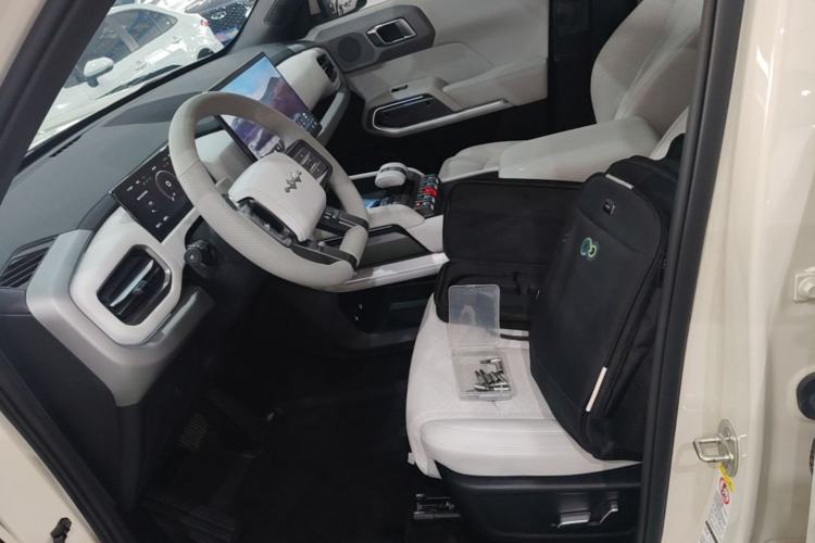 Used Formula Leopard Titanium 3 2025 501 km All-Wheel Drive Intelligent Driving Max Edition Left Front Seat
