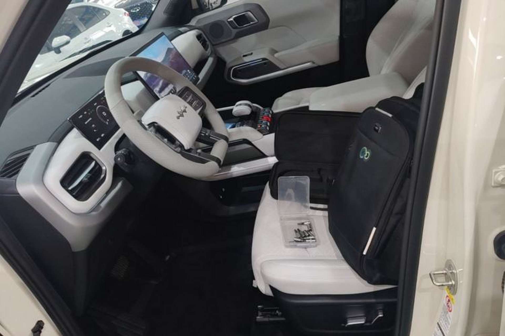 Used Formula Leopard Titanium 3 2025 501 km All-Wheel Drive Intelligent Driving Max Edition Left Front Seat