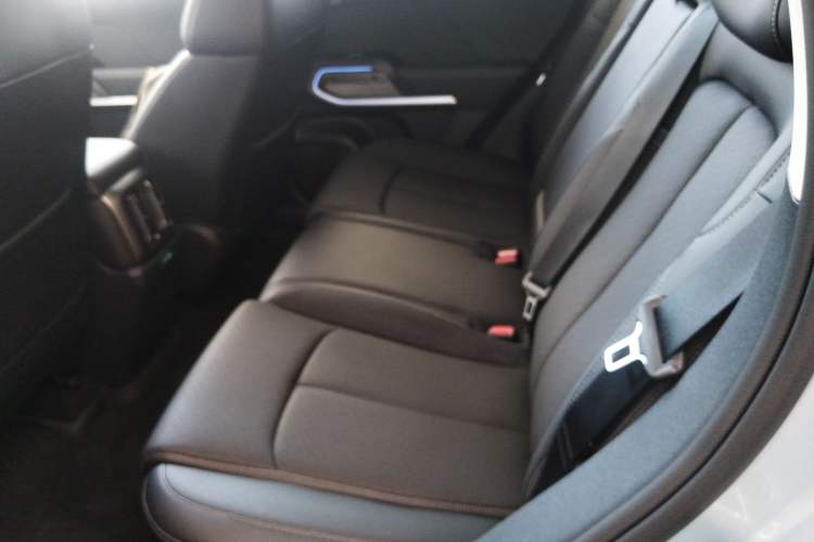 Used Formula Leopard Titanium 3 2025 501 km Four-Wheel Drive Drone Edition Left Rear Seat