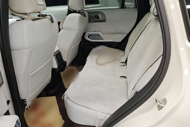 Used Formula Leopard Titanium 3 2025 501 km Range Rear-Wheel Drive Intelligent Driving Max Edition Left Rear Seat
