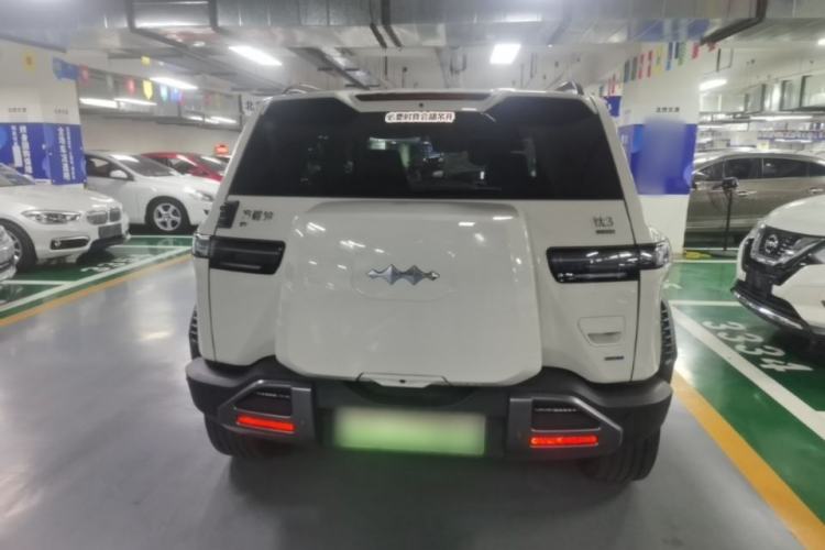 Used Formula Leopard Titanium 3 2025 501KM All-Wheel Drive Intelligent Driving Ultra Version Rear