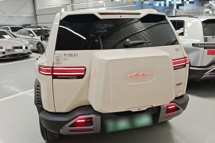 Used Formula Leopard Titanium 3 2025 501 km Range Rear-Wheel Drive Intelligent Driving Max Edition Rear