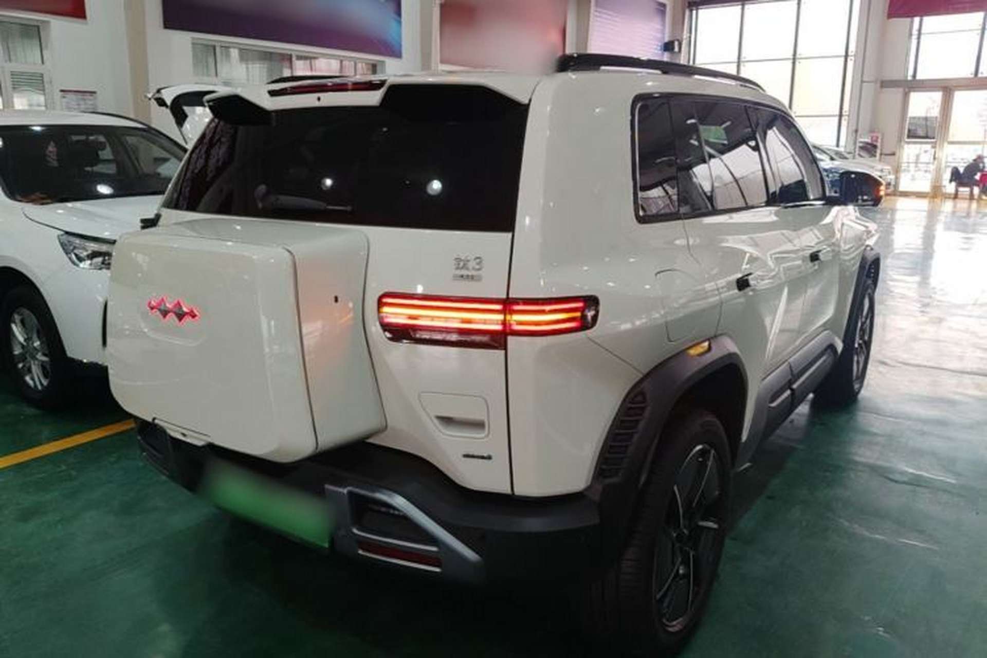 Used Formula Leopard Titanium 3 2025 501 km All-Wheel Drive Intelligent Driving Max Edition Rear Right 45 Deg