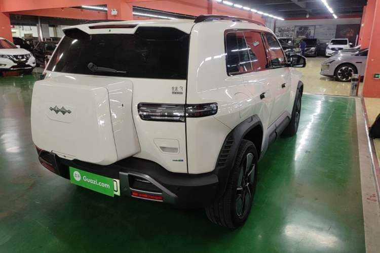 Used Formula Leopard Titanium 3 2025 501KM All-Wheel Drive Intelligent Driving Ultra Version Rear Right 45 Deg
