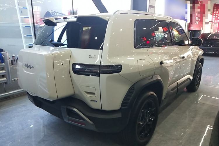 Used Formula Leopard Titanium 3 2025 501 km Range Rear-Wheel Drive Intelligent Driving Max Edition Rear Right 45 Deg
