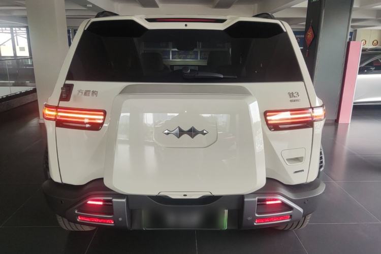 Used Formula Leopard Titanium 3 2025 501KM All-Wheel Drive Intelligent Driving Ultra Version Rear