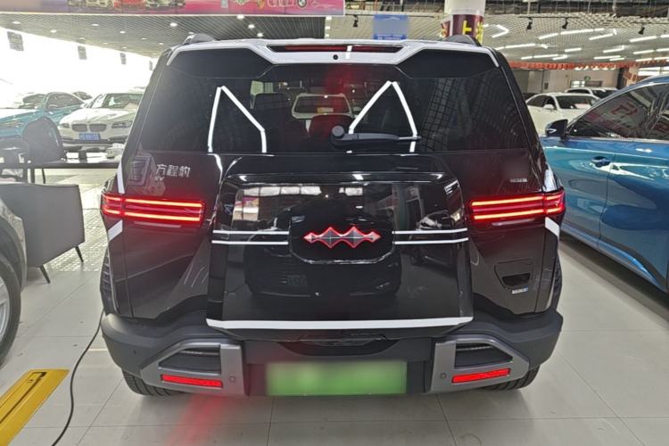 Used Formula Leopard Titanium 3 2025 501KM All-Wheel Drive Intelligent Driving Ultra Version Rear