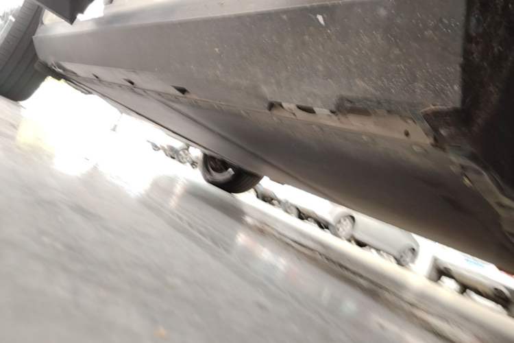 Used Formula Leopard Titanium 3 2025 501 km All-Wheel Drive Intelligent Driving Max Edition Right Side Sill