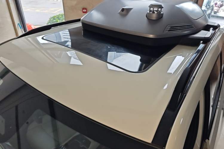 Used Formula Leopard Titanium 3 2025 501 km Four-Wheel Drive Drone Edition Roof