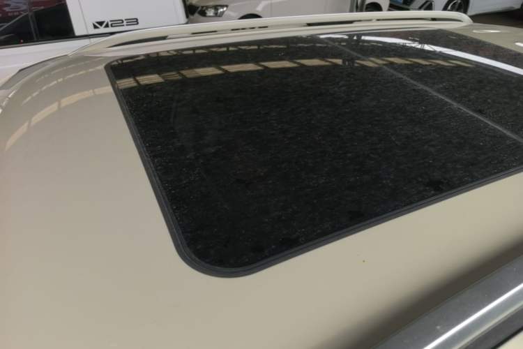 Used Formula Leopard Titanium 3 2025 501 km Range Rear-Wheel Drive Intelligent Driving Max Edition Roof