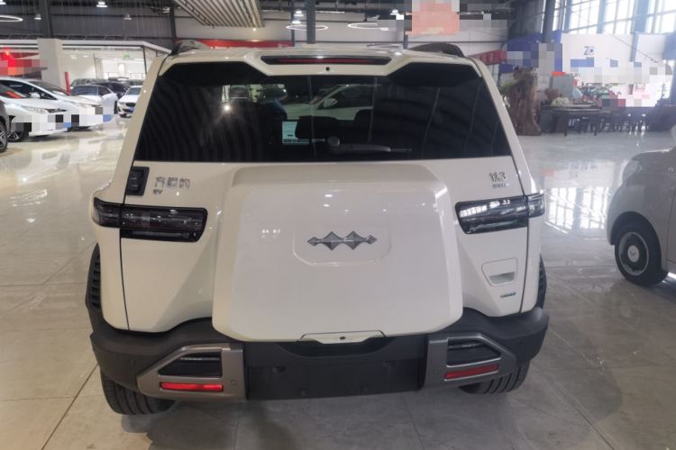 Used Formula Leopard Titanium 3 2025 501 km All-Wheel Drive Intelligent Driving Max Edition Exterior 4