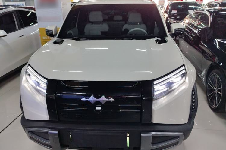 Used Formula Leopard Titanium 3 2025 501KM All-Wheel Drive Intelligent Driving Ultra Version Front