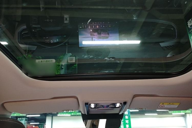 Used Formula Leopard Titanium 3 2025 501KM All-Wheel Drive Intelligent Driving Ultra Version Headliner