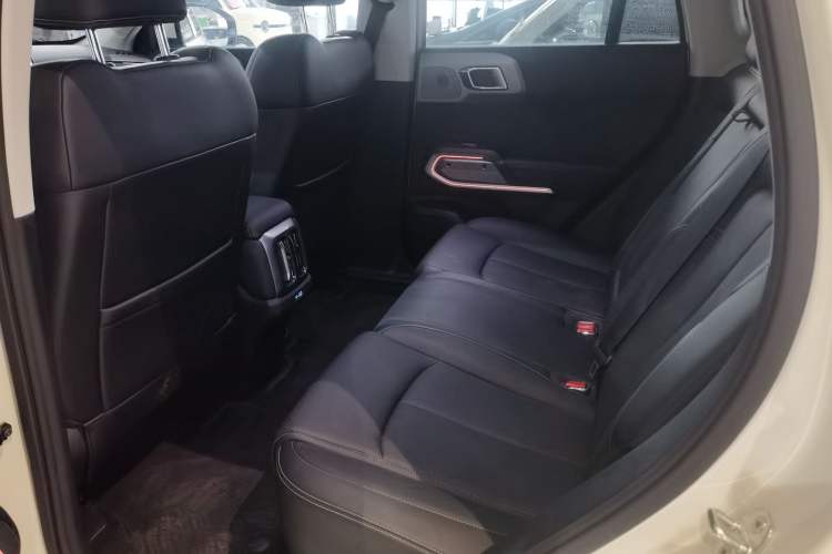 Used Formula Leopard Titanium 3 2025 501 km All-Wheel Drive Intelligent Driving Max Edition Interior 1