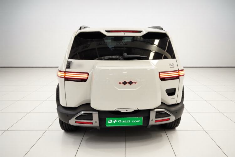 Used Formula Leopard Titanium 3 2025 501KM All-Wheel Drive Intelligent Driving Ultra Version Rear