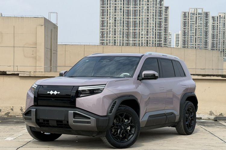 Formula Leopard Titanium 3 2025 501 km Range Rear-Wheel Drive Intelligent Driving Max Edition