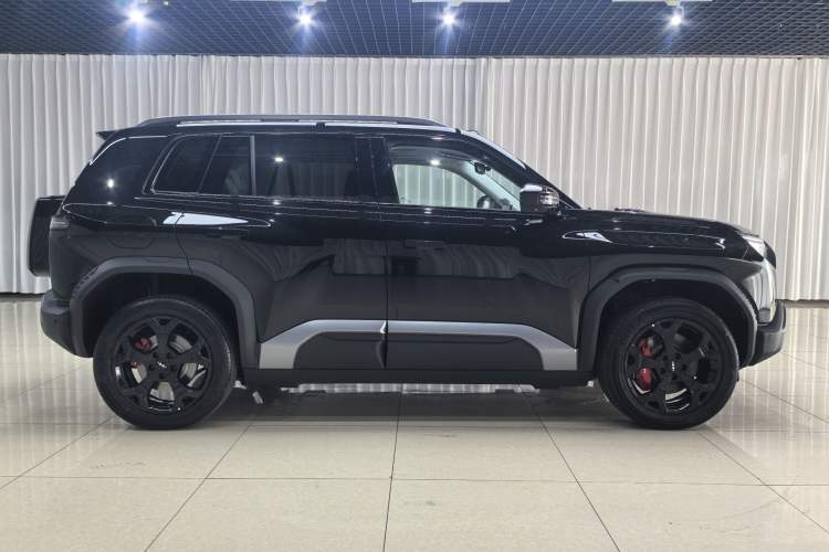 Used Formula Leopard Titanium 3 2026 565KM all-wheel-drive flash-charging version Exterior 3
