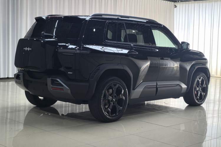 Used Formula Leopard Titanium 3 2026 565KM all-wheel-drive flash-charging version Exterior 4