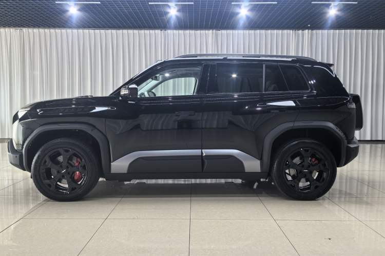 Used Formula Leopard Titanium 3 2026 565KM all-wheel-drive flash-charging version Exterior 7