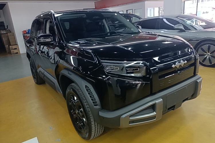 Used Formula Leopard Titanium 3 2026 620KM rear-wheel-drive flash-charging version Front Right 45 Deg