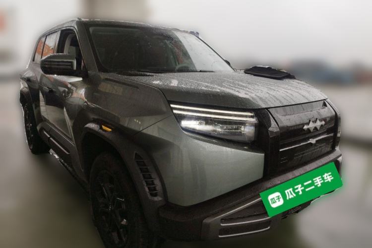 Used Formula Leopard Titanium 3 2026 620KM rear-wheel-drive flash-charging version Front Right 45 Deg