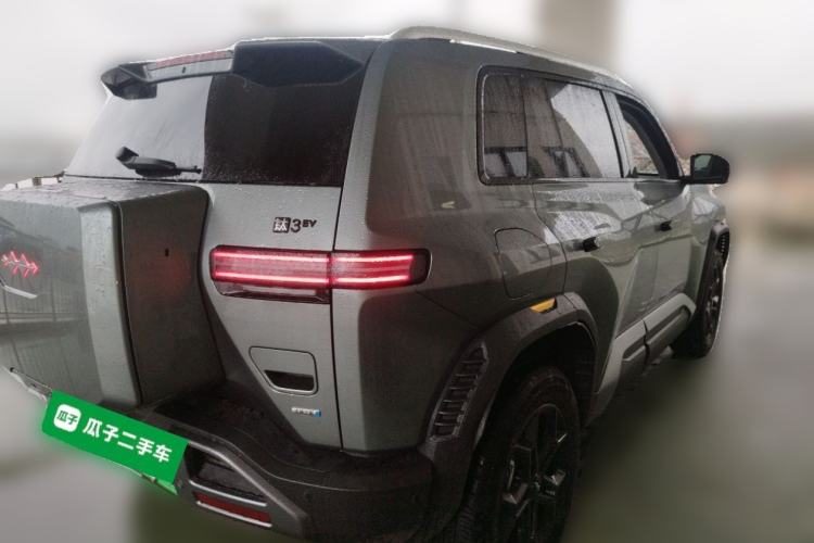 Used Formula Leopard Titanium 3 2026 620KM rear-wheel-drive flash-charging version Rear Right 45 Deg