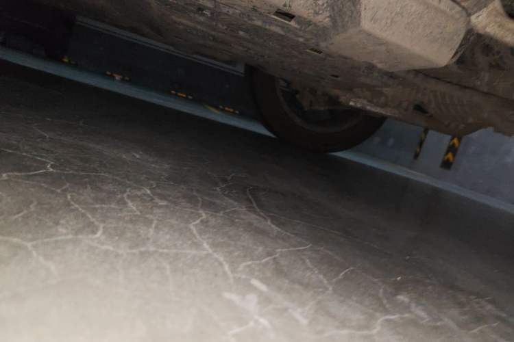Used Formula Leopard Titanium 7 2025 Model 190 km Four-Wheel Drive Ultra Edition Chassis Rear Left