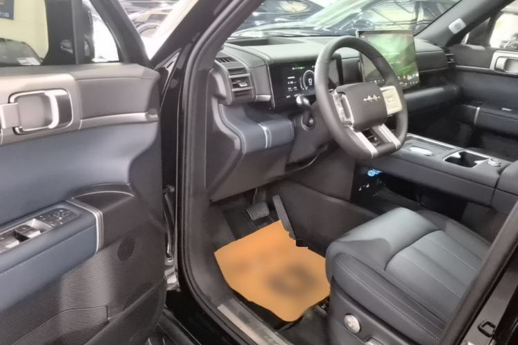 Used Formula Leopard Titanium 7 2025 Model 190 km Four-Wheel Drive Ultra Edition Driver Seat